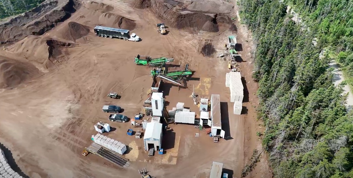 Préparation de matières pour la production de substrats horticoles